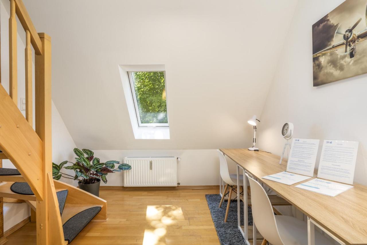 FREE LIVING - Buddha Design, Natur, Parkplatz, Washer Wolfsburg Exterior foto